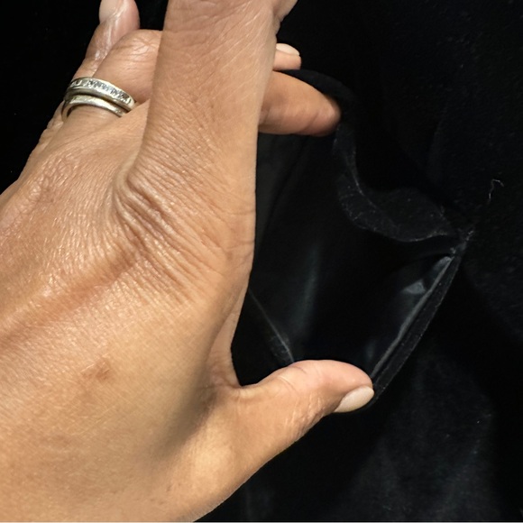 {preloved} Boy’s Classic Black Velvet Blazer - Picture 10 of 11